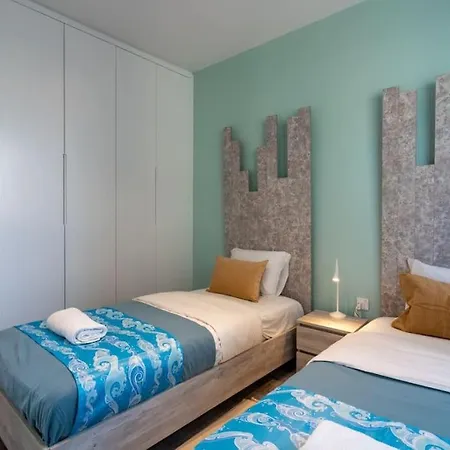 Beachcomber 2-bedroom In