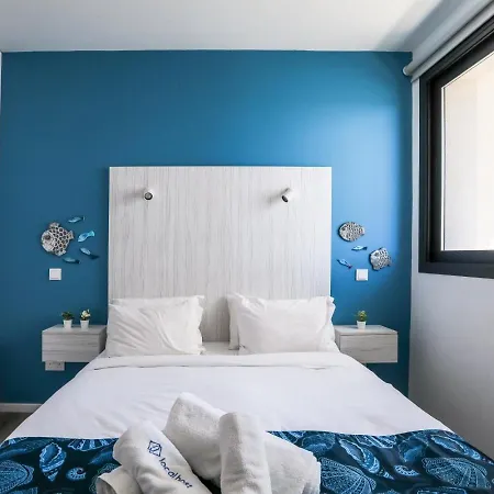Beachcomber 2-bedroom In Lárnaka