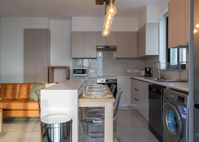 Apartamento Beachcomber 2-bedroom In Lárnaca